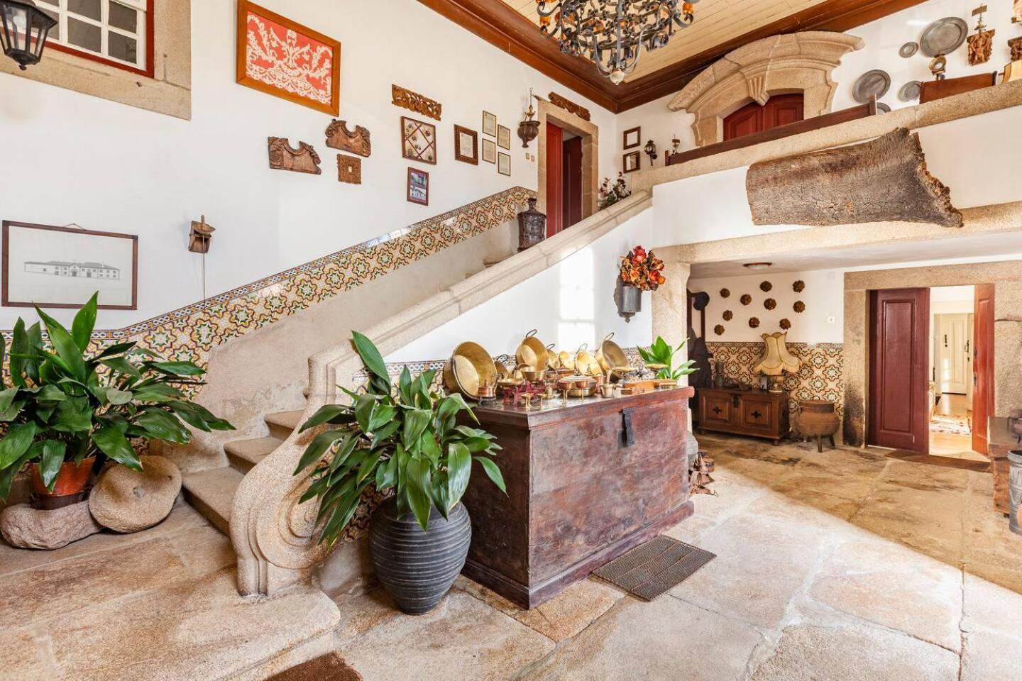 Solar Dos Carvalhos Bed & Breakfast Sernancelhe Exterior photo